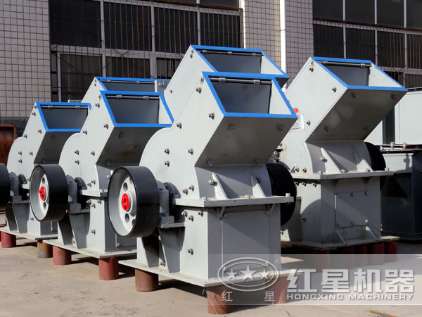 小型錘式破碎機(jī)展示