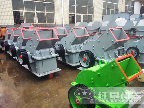 河南小型錘式破碎機(jī)展示